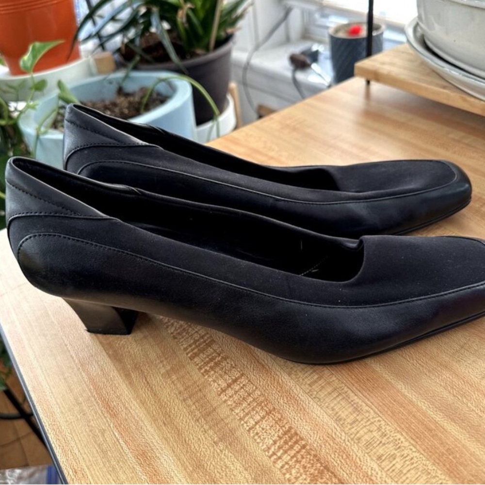 Naturalizer Black Block Heel | Size 11